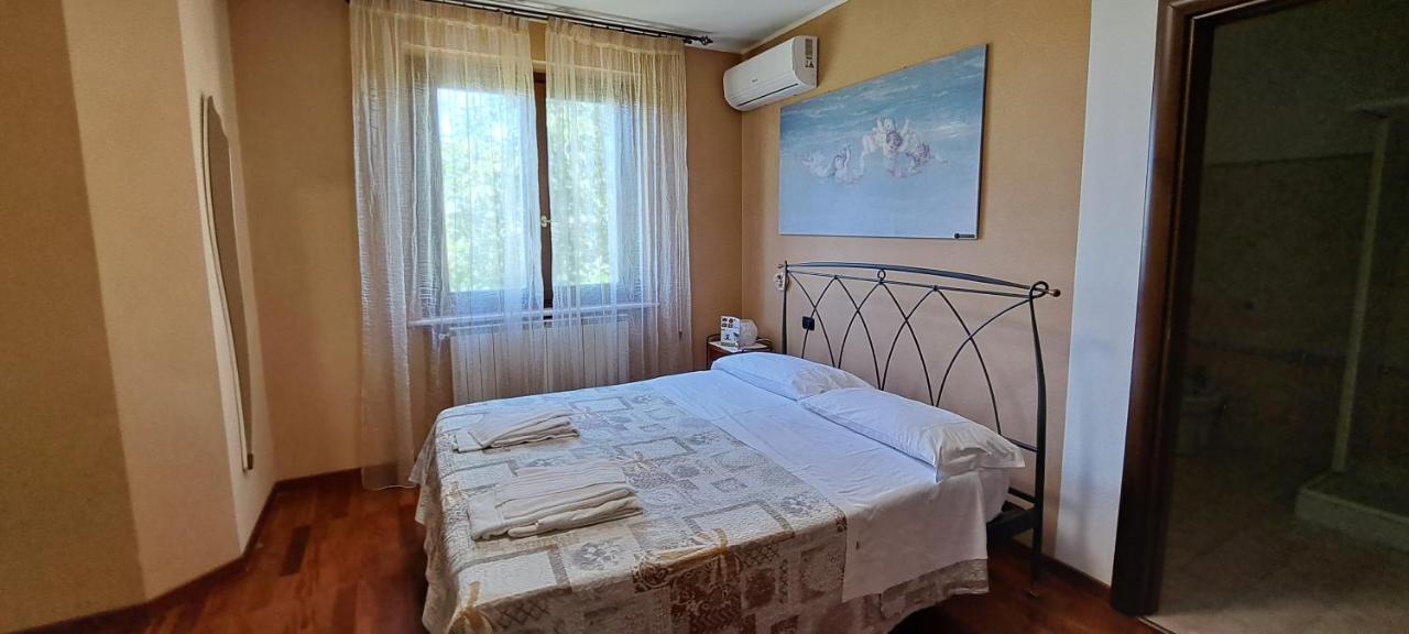 B & B Le Tre Rose Tollo Esterno foto