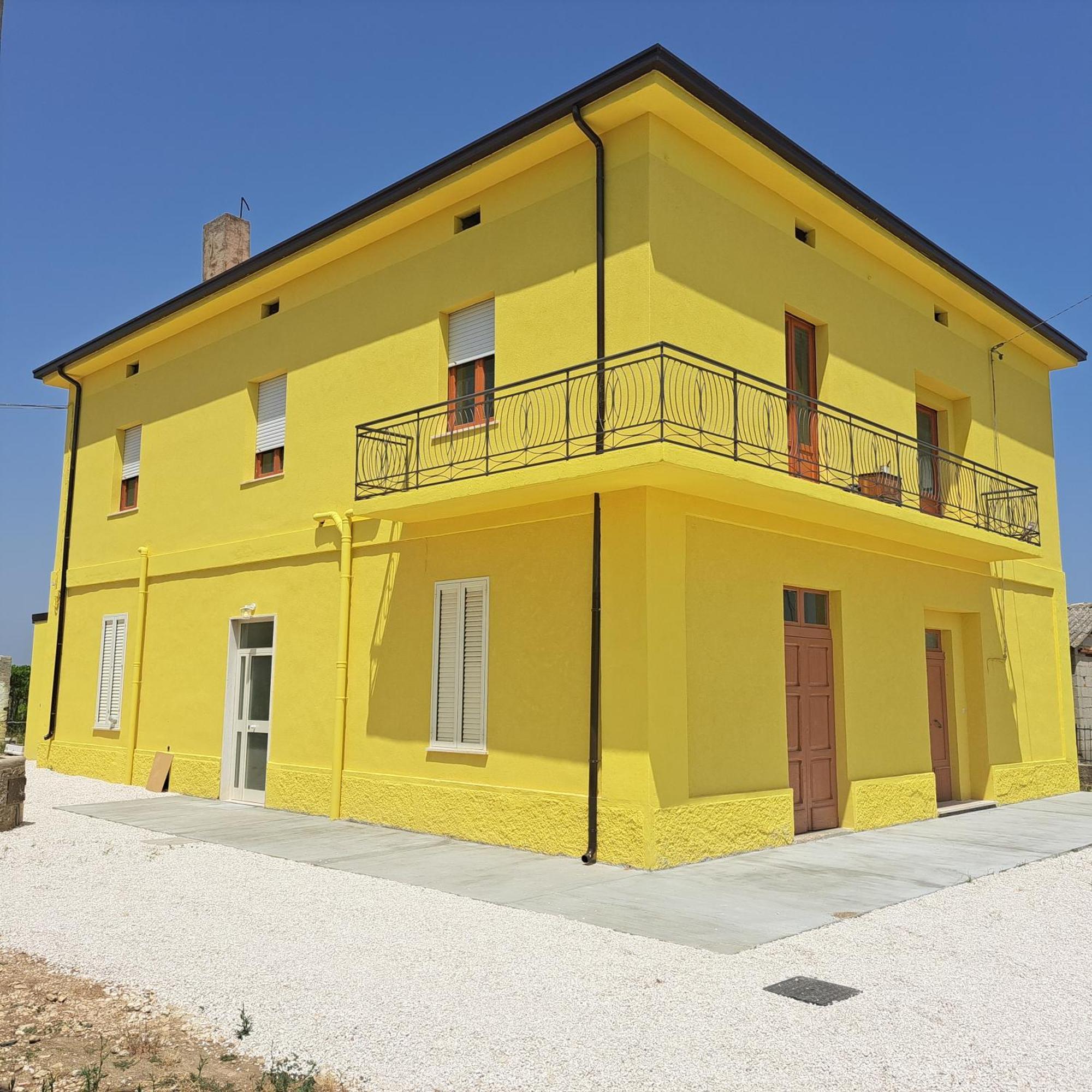 B & B Le Tre Rose Tollo Esterno foto