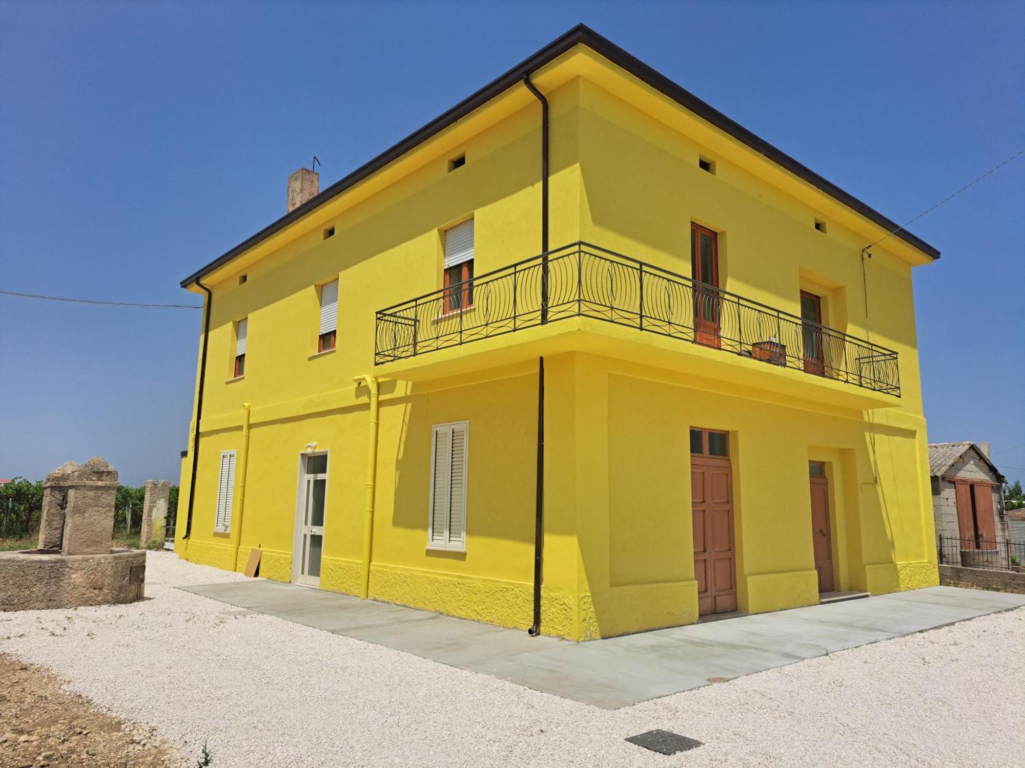 B & B Le Tre Rose Tollo Esterno foto