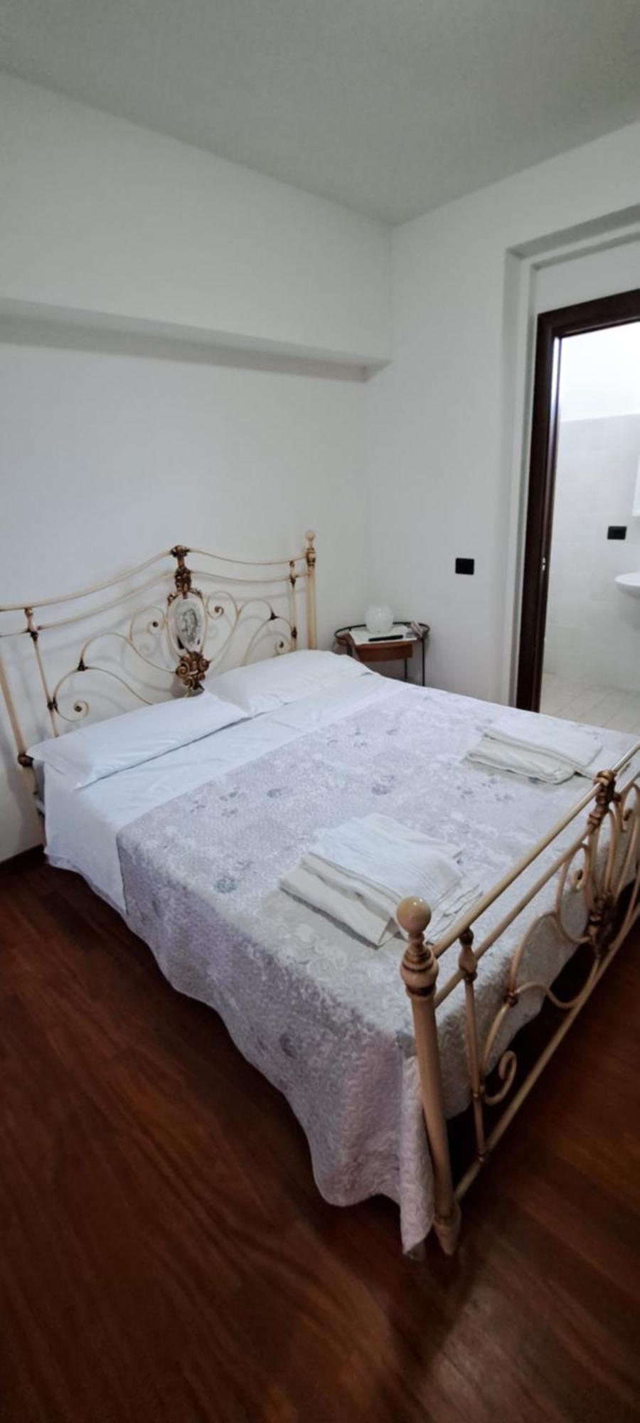 B & B Le Tre Rose Tollo Esterno foto